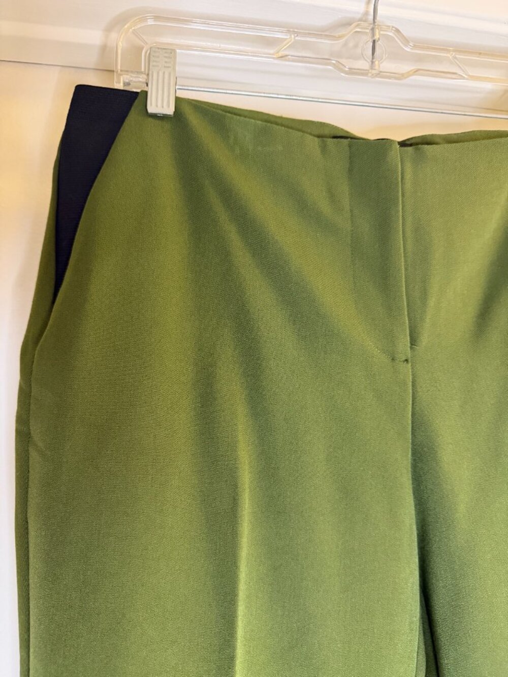 JONES NEW YORK, Women's Bi-Stretch in Olive Green Ankle Pants, Size 10 - Picture 7 of 10